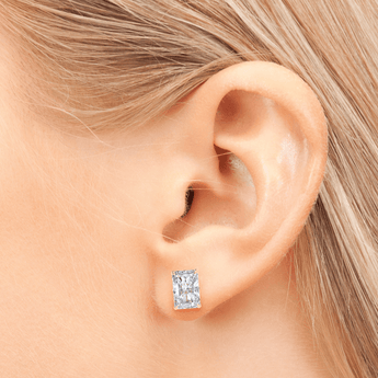Lab Grown Diamond Stud Earrings 
